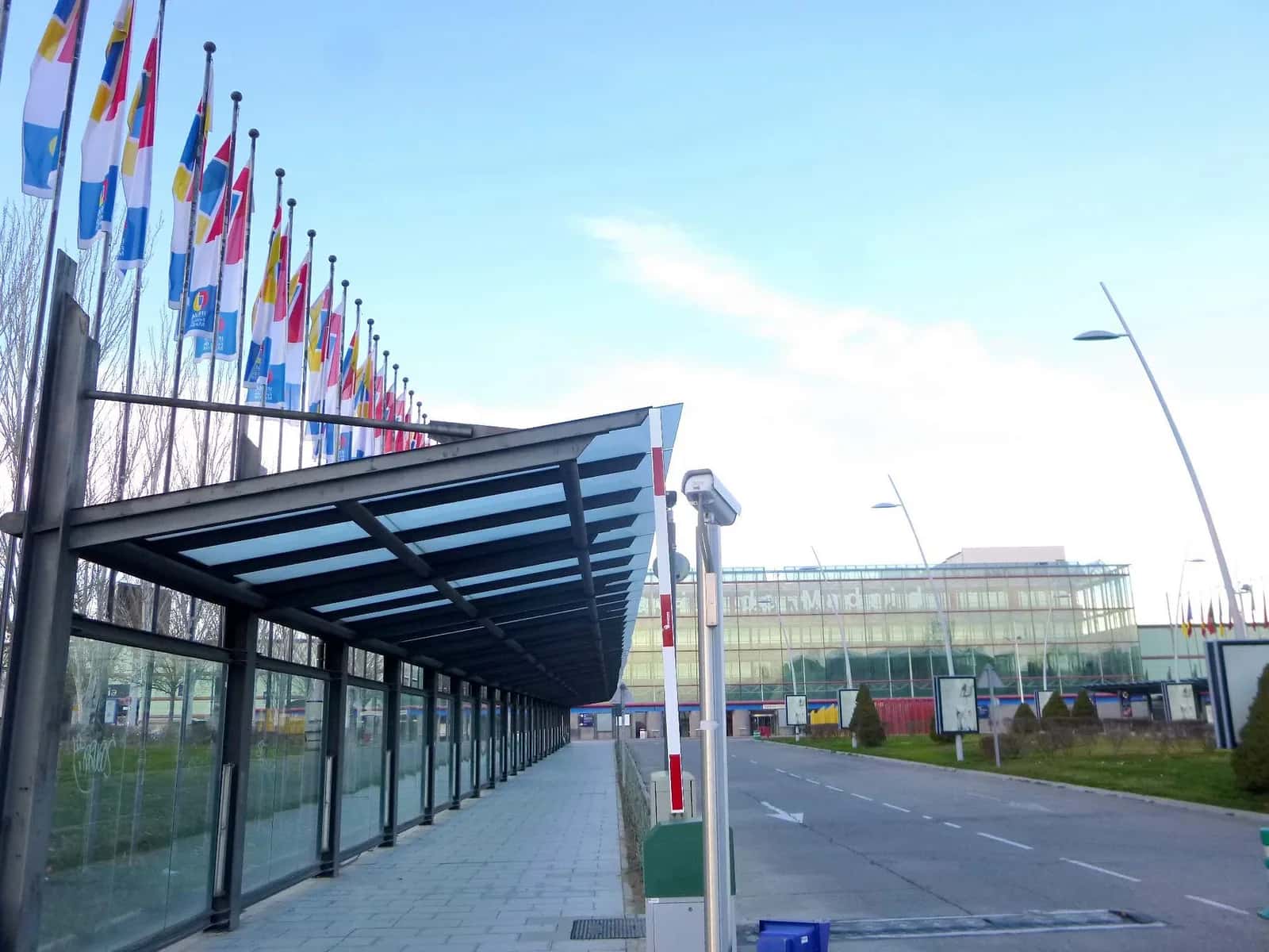 Madrid Airport (MAD) Transport Prices 2020-2026: Complete Historical Dataset